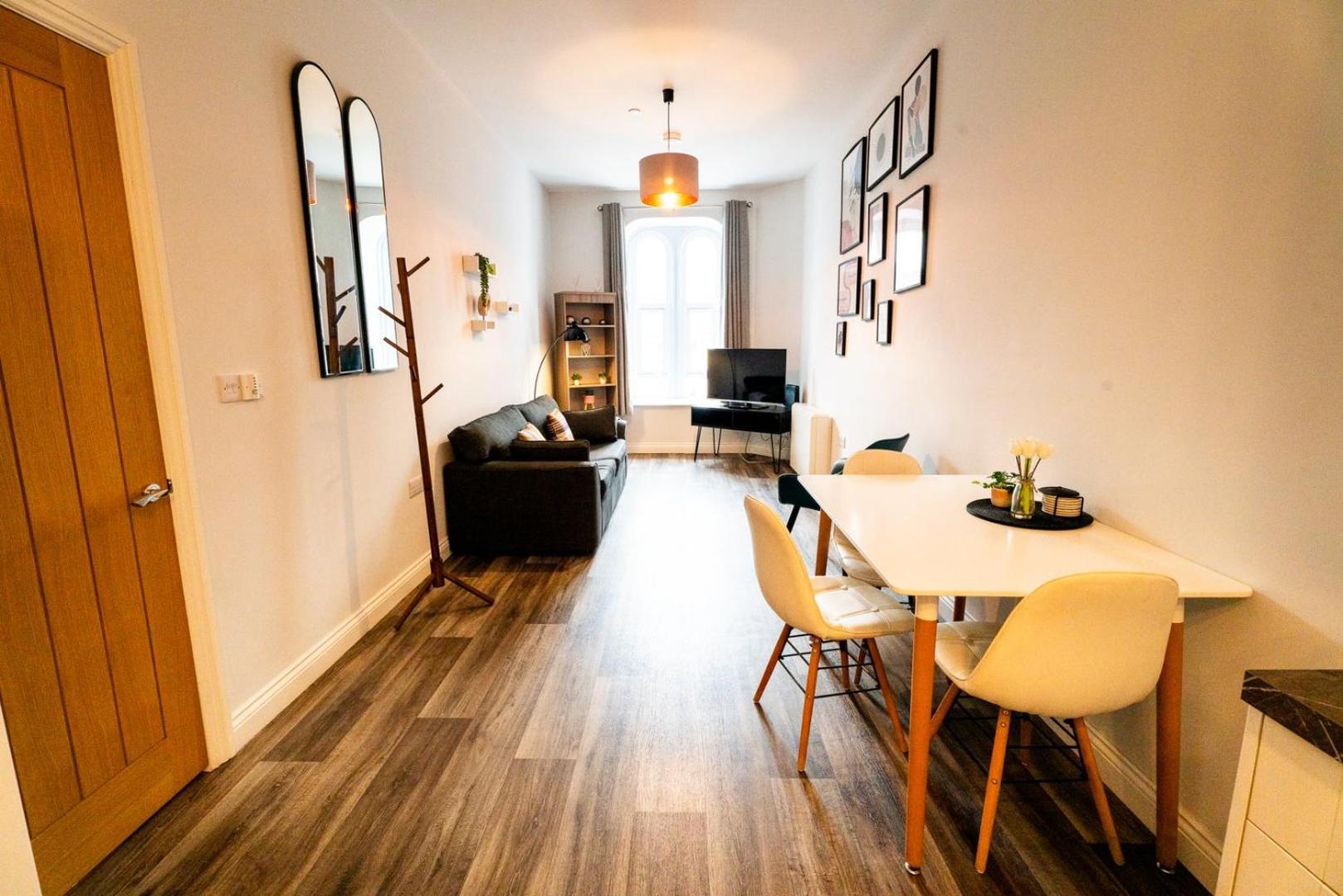 Free Parking | Smart Tv | 4 Guests Appartement Swansea Kamer foto